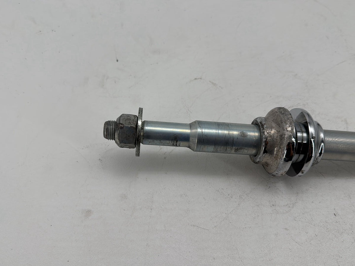 2005 Harley Electra Glide Touring CVO Eagle OEM Front Wheel Axle Bolt Shaft