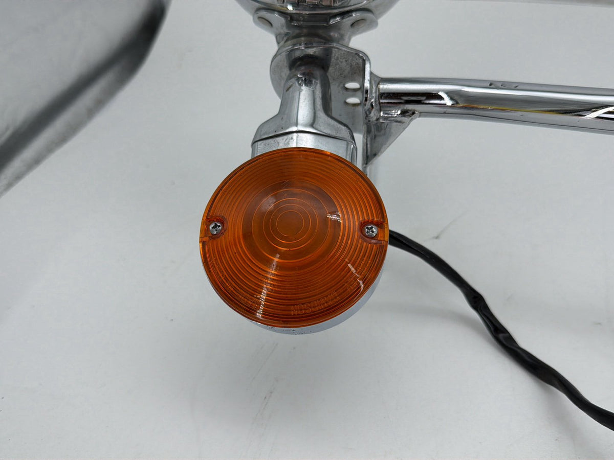 2005 Harley Electra Glide Touring OEM Front Turn Signal Indicators Aux Light Bar