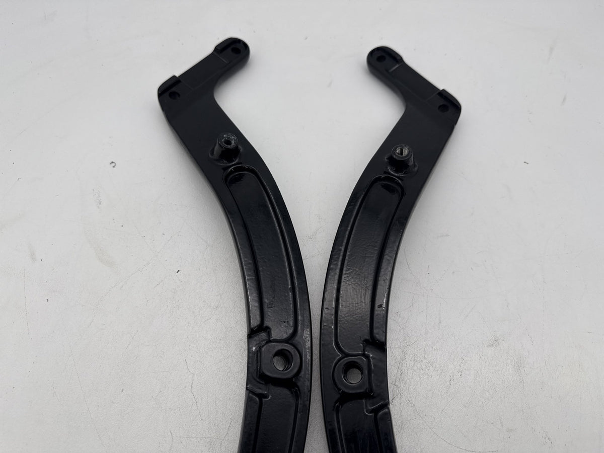 2014 Harley Softail Slim FLS OEM Rear Left Right Fender Struts Bracket