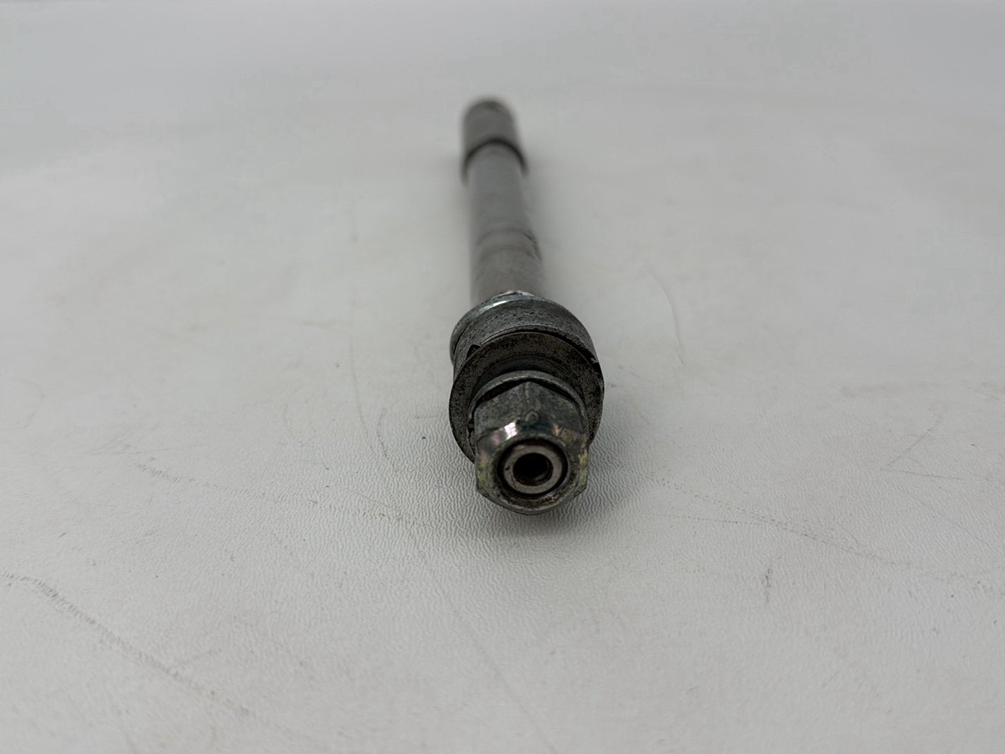 2004 - 2013 Harley-Davidson Sportster 883 Custom Front Wheel Axle Bolt Shaft 43895-00
