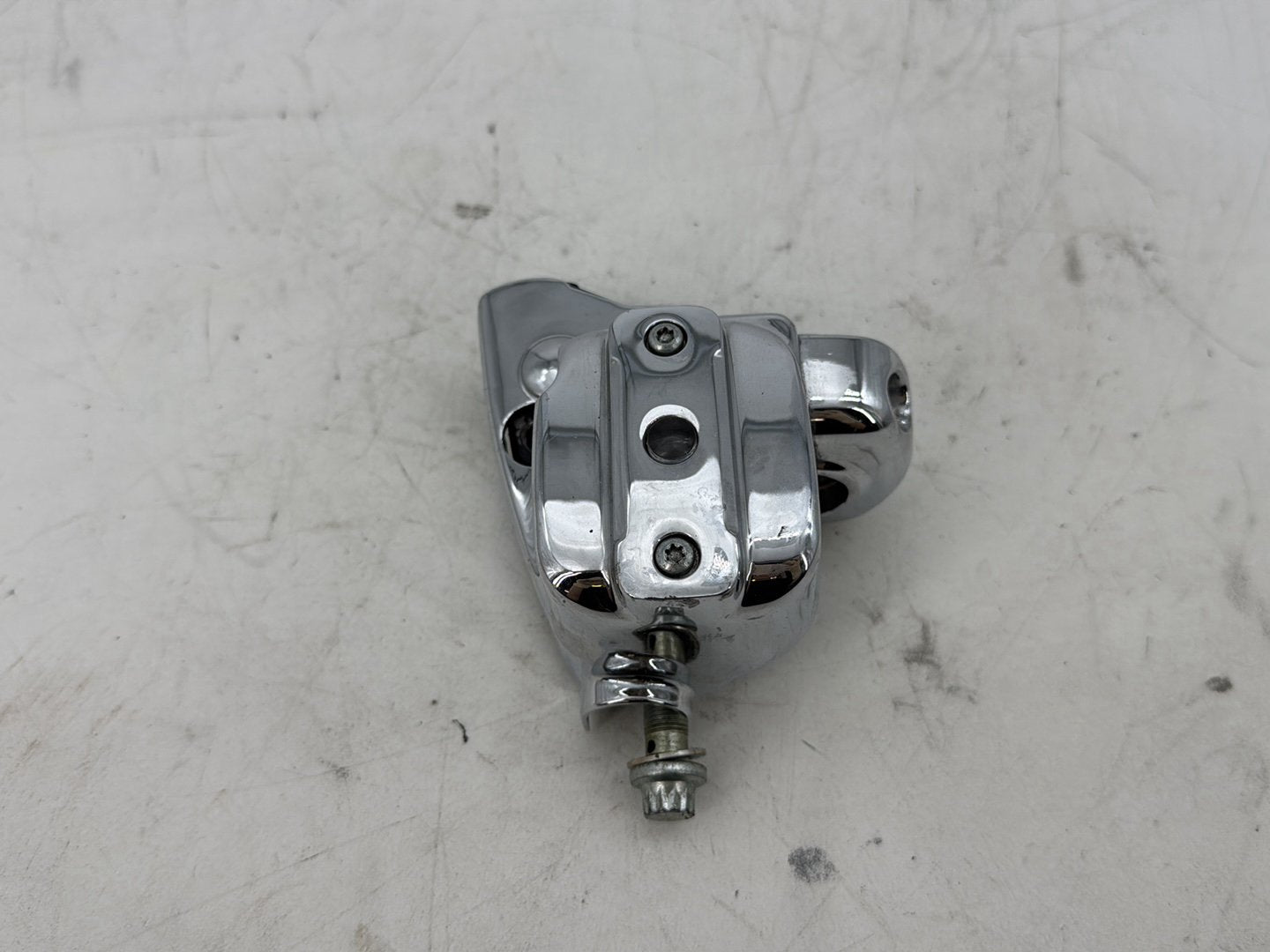 2002 Harley Heritage Softail Classic FLSTC OEM Front Right Hand Brake Lever Master Cylinder Reservoir