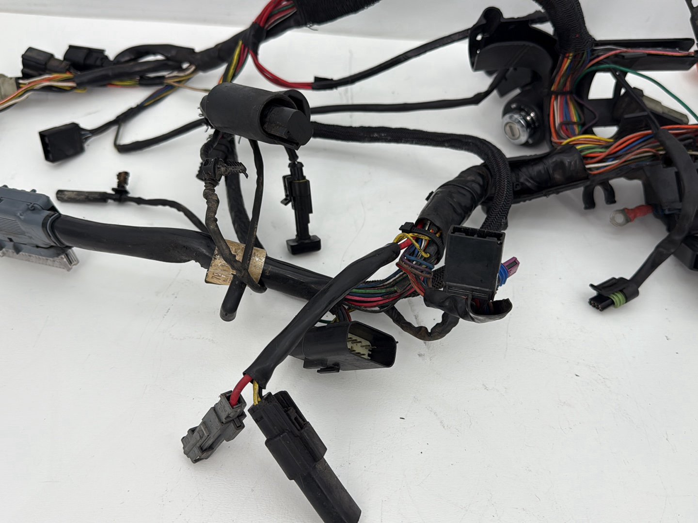 2009 Harley Sportster XL1200C 1200 Custom OEM Main Wire Wiring Harness Ignition Switch NOKey