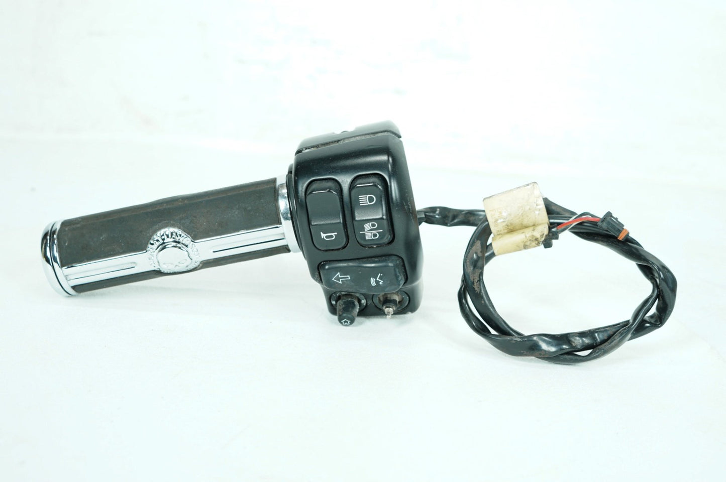 2008 - 2016 Harley-Davidson Touring Electra Glide Ultra Left Turn Signal Headlight Switches Controls 71500128