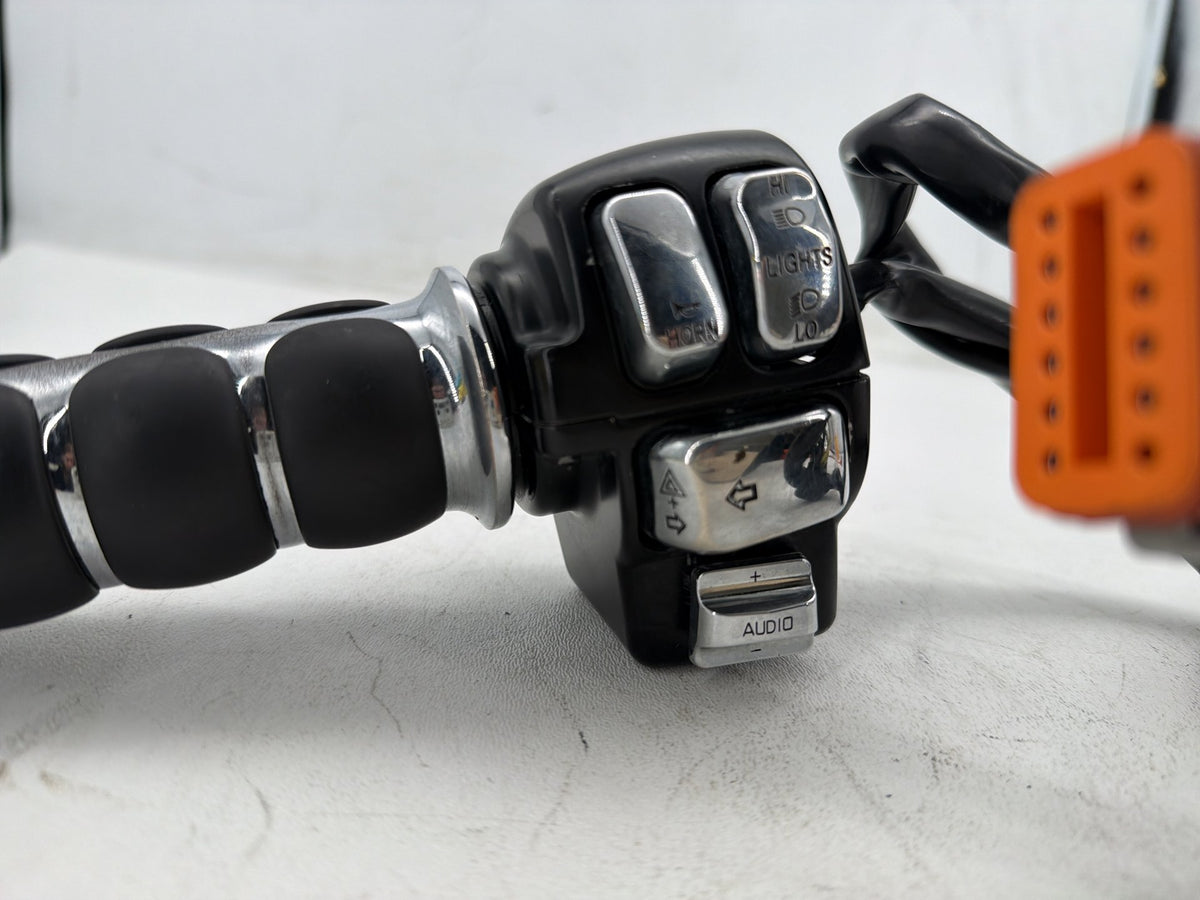 2002 Harley Electra Glide Touring Left Turn Signal Headlight Switches Controls