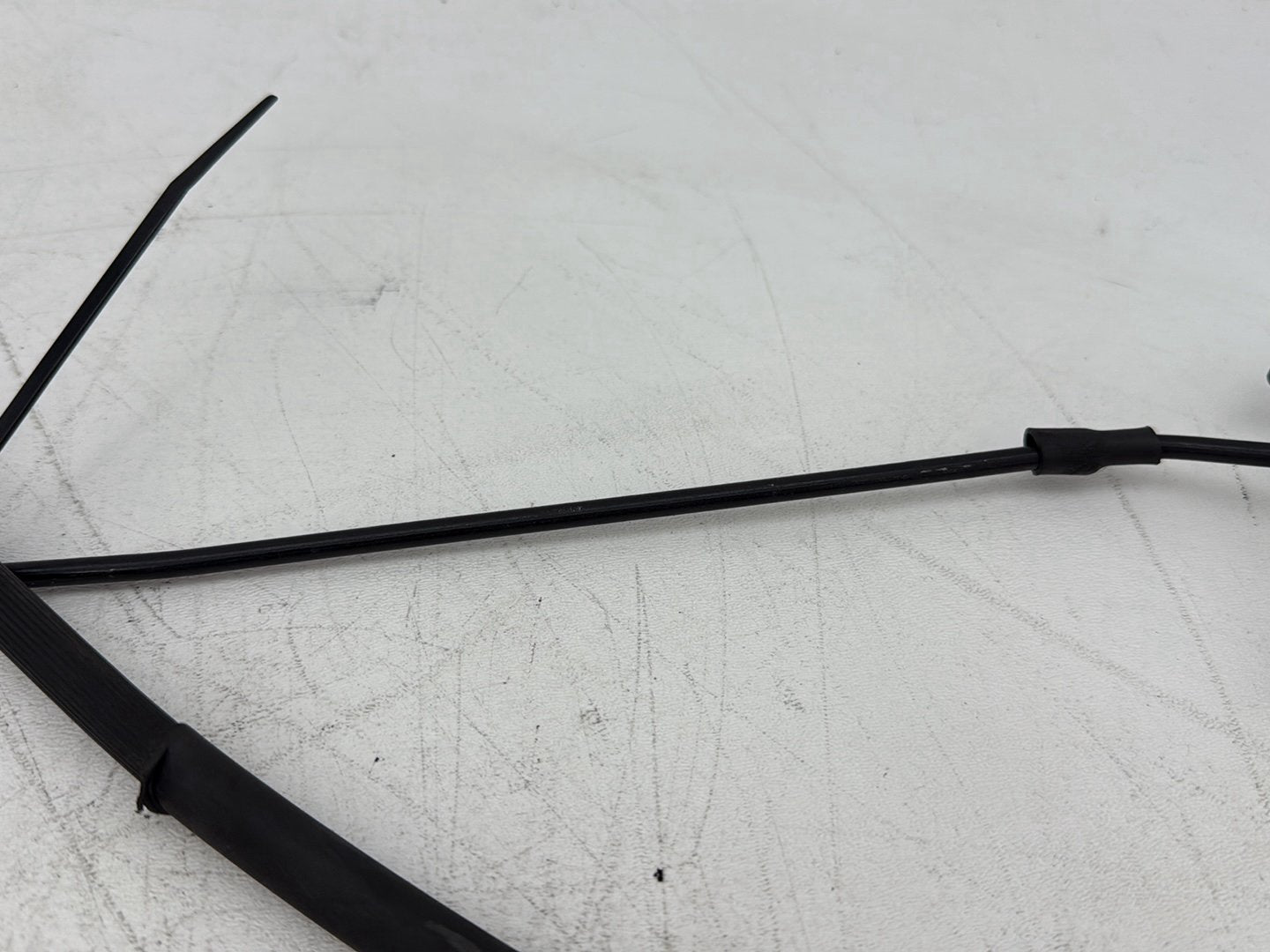 2013 Harley Electra Glide Touring Ultra FLHTCUI OEM Rear Brake Hose Line Pipe NON-abs