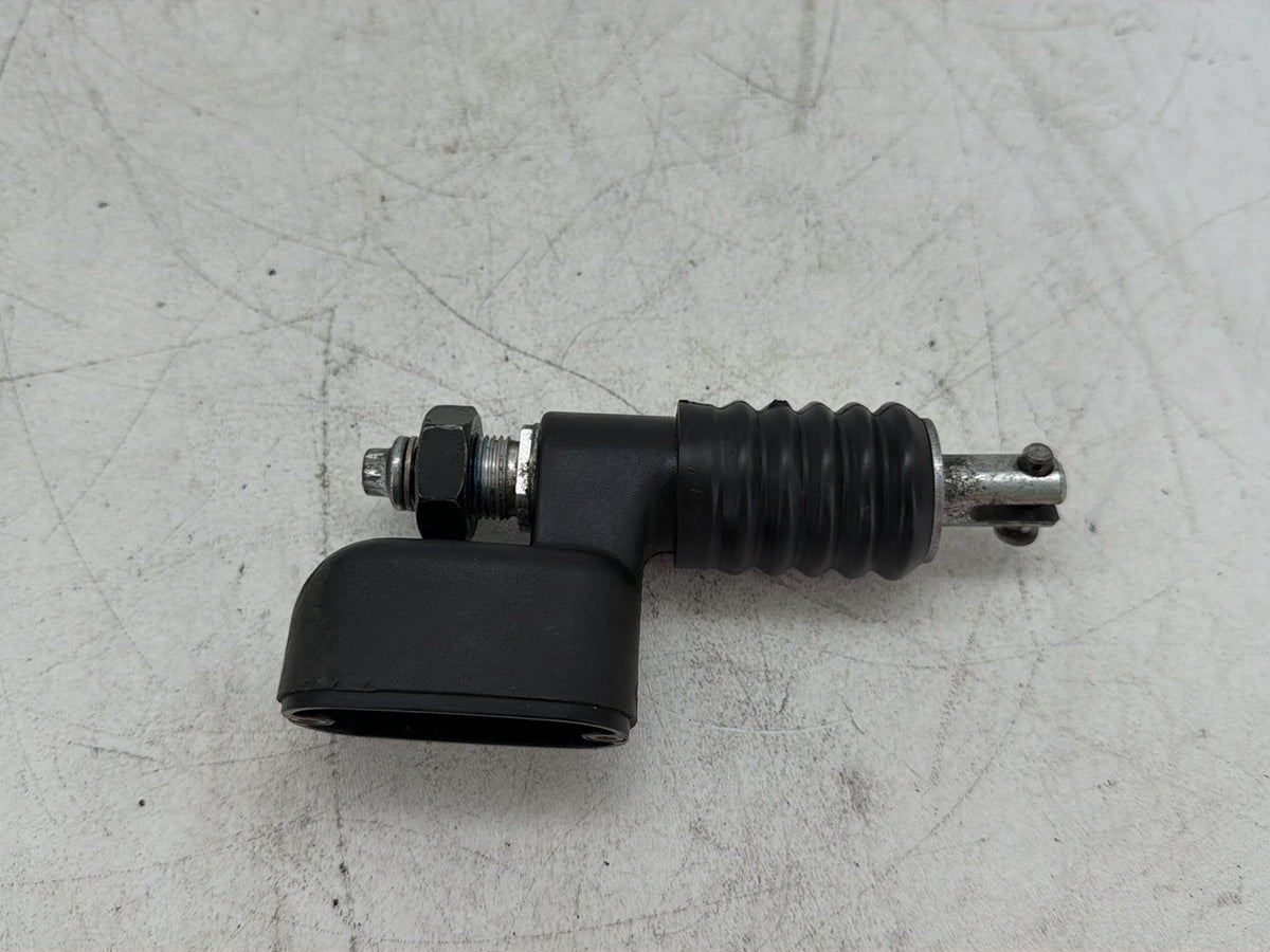 2003 Harley Softail Deuce FXSTD OEM Rear Brake Master Cylinder Reservoir NO CAP