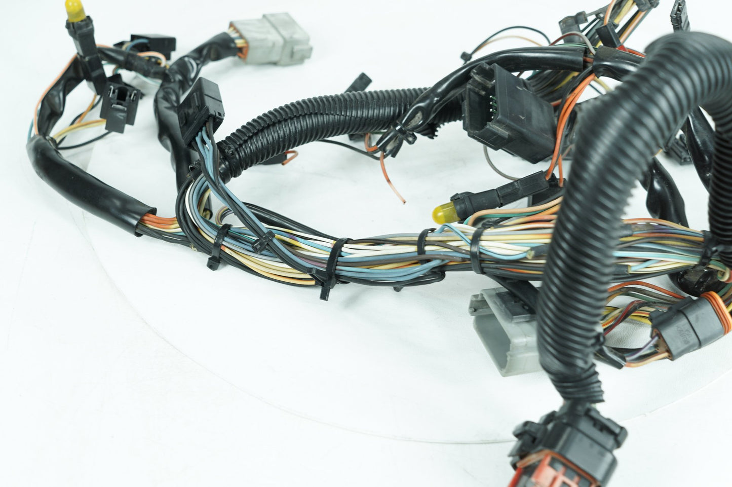 1999 - 2006 Harley-Davidson Touring Electra Glide Classic Front Sub Wiring Harness Loom Interconnect  	70232-03