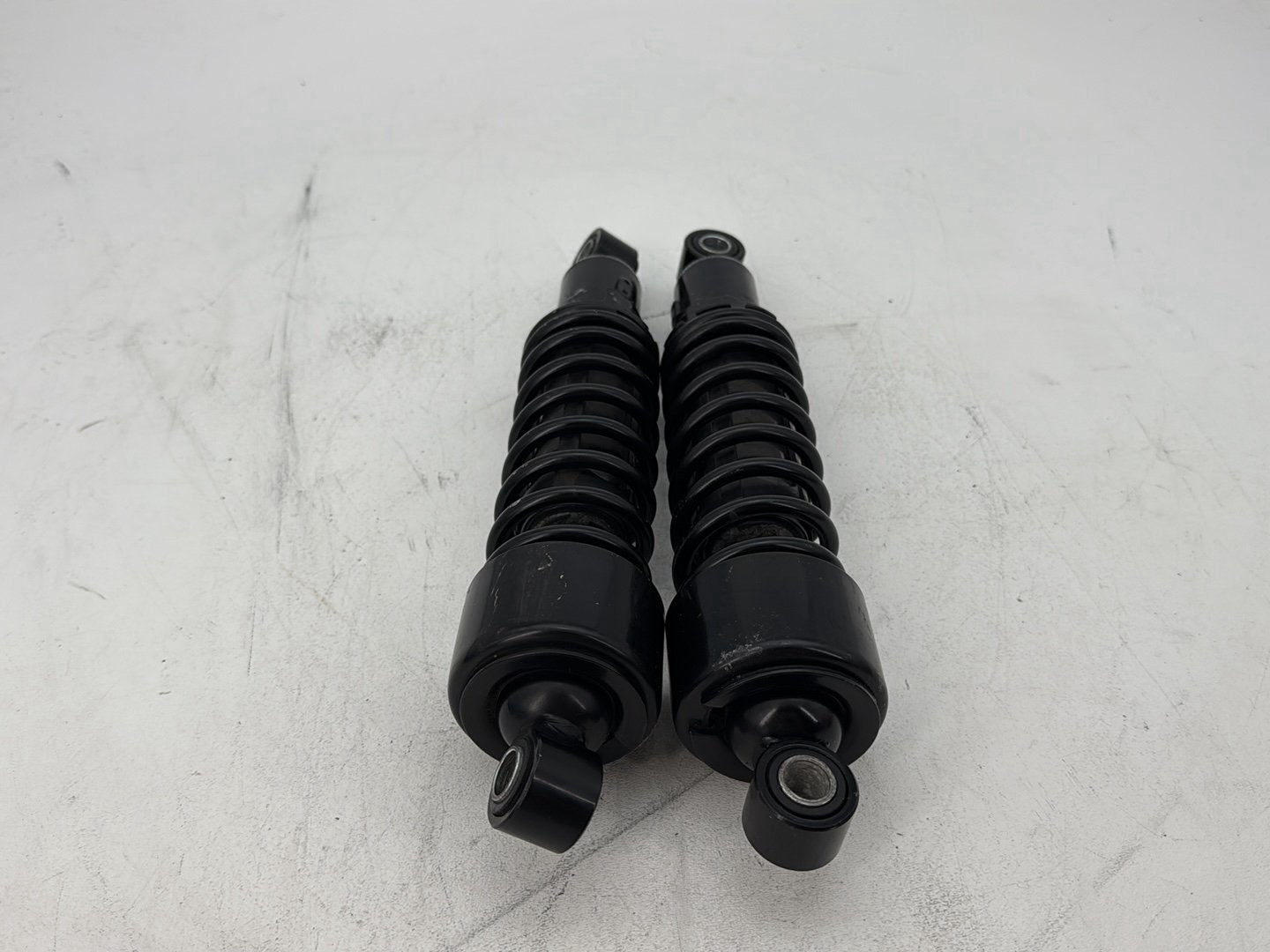 2007 Harley Street Glide Touring FLHX OEM Rear Left Right Shock Absorbers