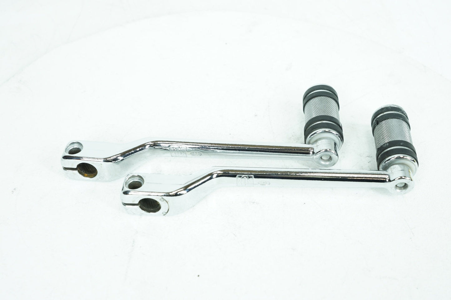 2007 - 2012 Harley-Davidson Softail Deluxe Gear Shifter Lever Pedal Pedals 33895-82C