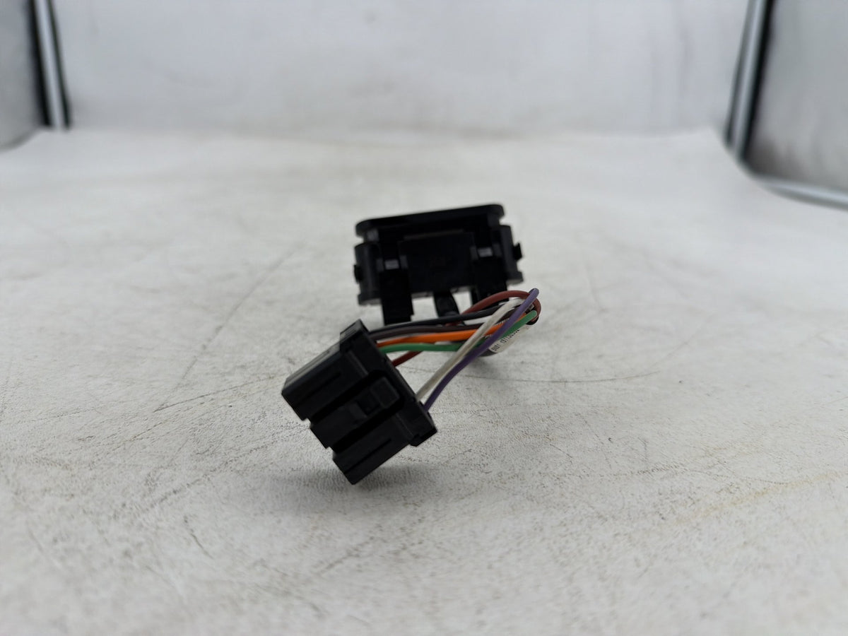 2013 Harley Electra Glide Touring FLHTCU OEM Dash Indicator Lamp Wire Plug In