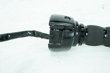 1999 - 2006 Harley-Davidson Dyna Wide Glide Left Turn Signal Headlight Switches Controls 71685-06A