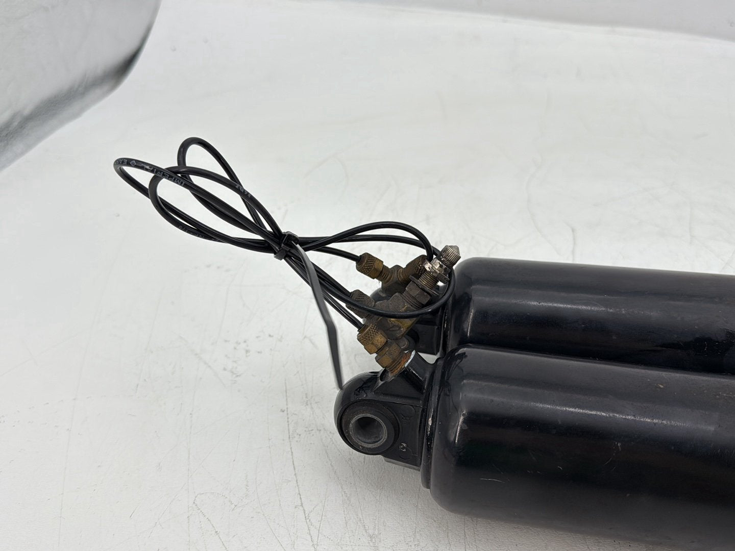 95 Harley Touring Electra Glide Classic OEM Rear Left Right Shock Absorbers 13"
