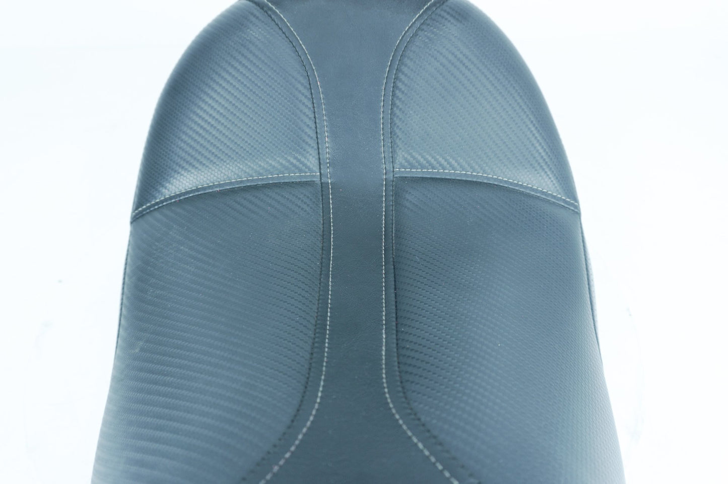 2007 - 2012 Harley-Davidson Dyna Street Bob Rider Driver Solo Seat Pillion SADDLEMEN