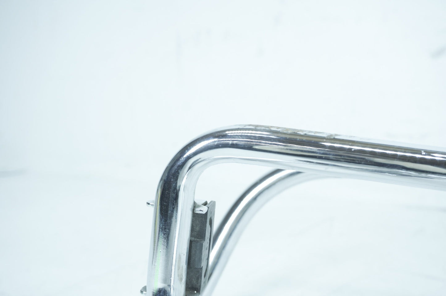 2007 - 2011 Harley-Davidson Touring Street Glide Rear Left Right Saddlebag Guard Rails Bar 49206-09A