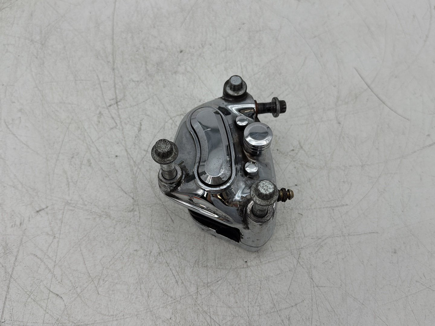 2006 Harley Electra Glide Touring Classic FLHTCI OEM Front Right 1 Brake Caliper