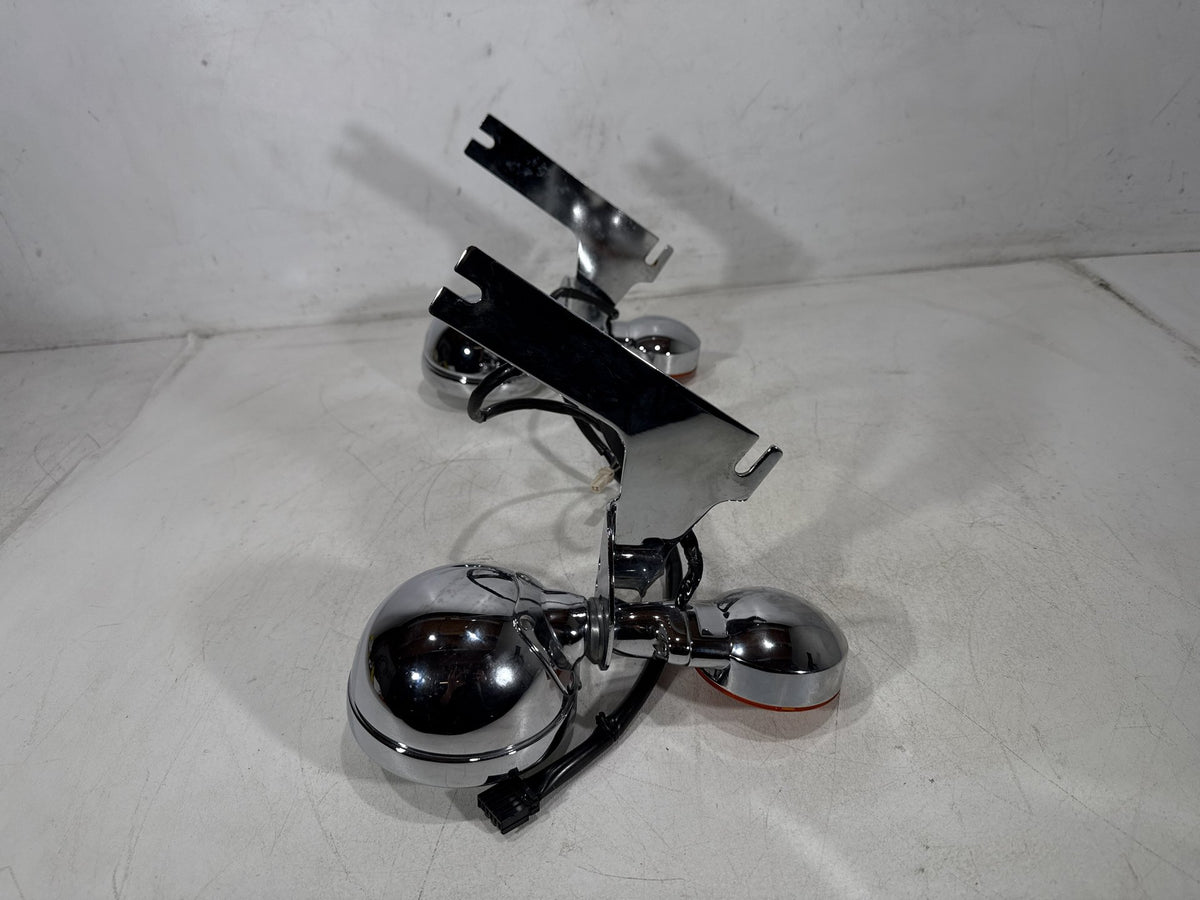 2002 Harley Electra Glide Touring OEM Front Turn Signal Indicators Aux Light Bar