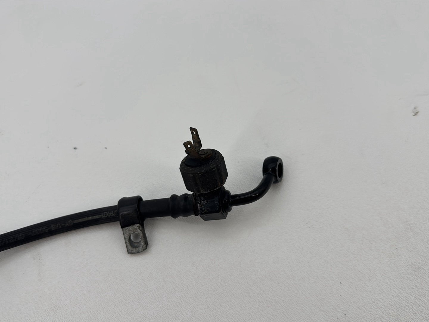 1999 - 2006 Harley-Davidson Dyna Wide Glide Rear Brake Hose Line Pipe 40956-90B