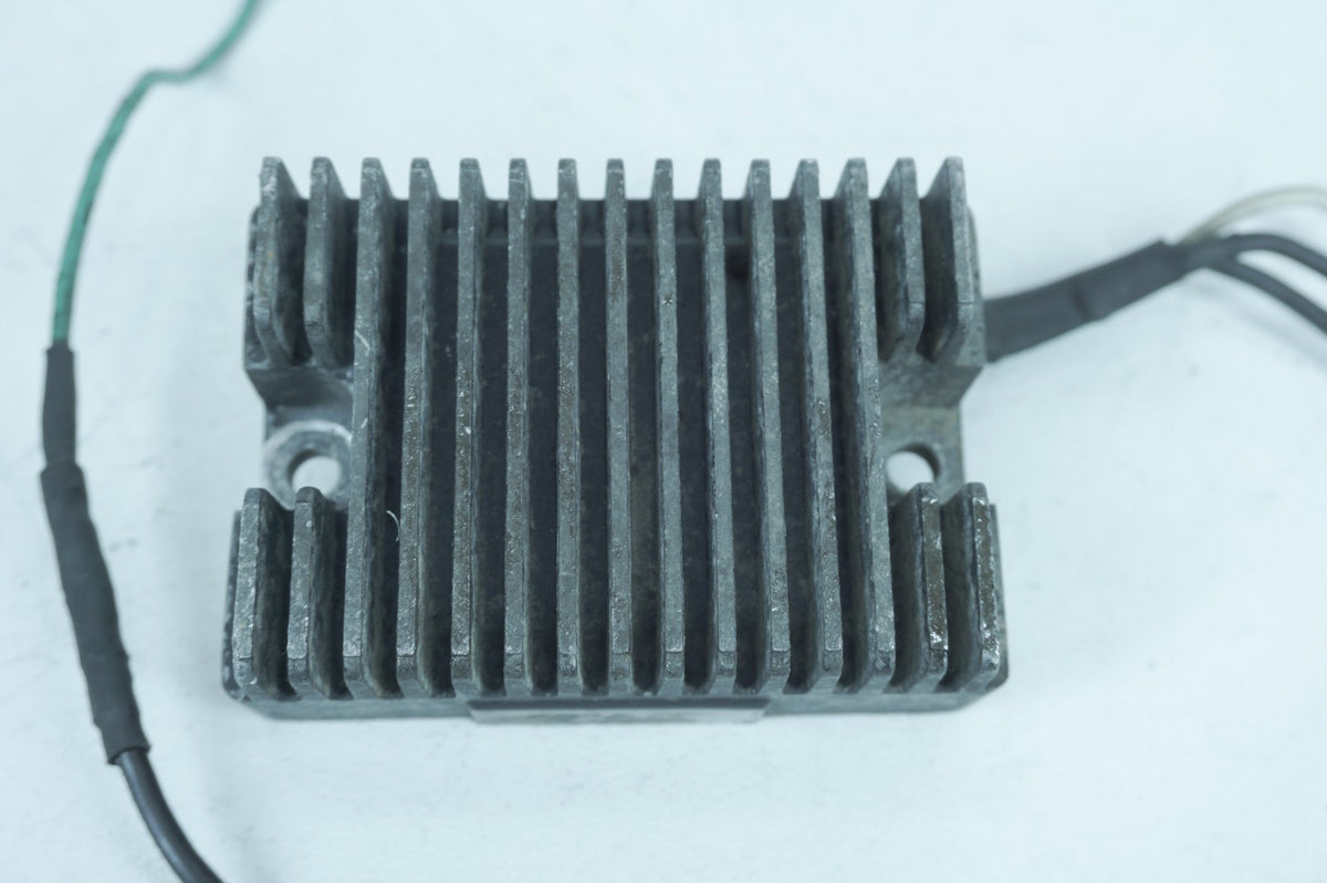 1986 Harley-Davidson Sportster XLH1100 Voltage Regulator Rectifier 74523-84A