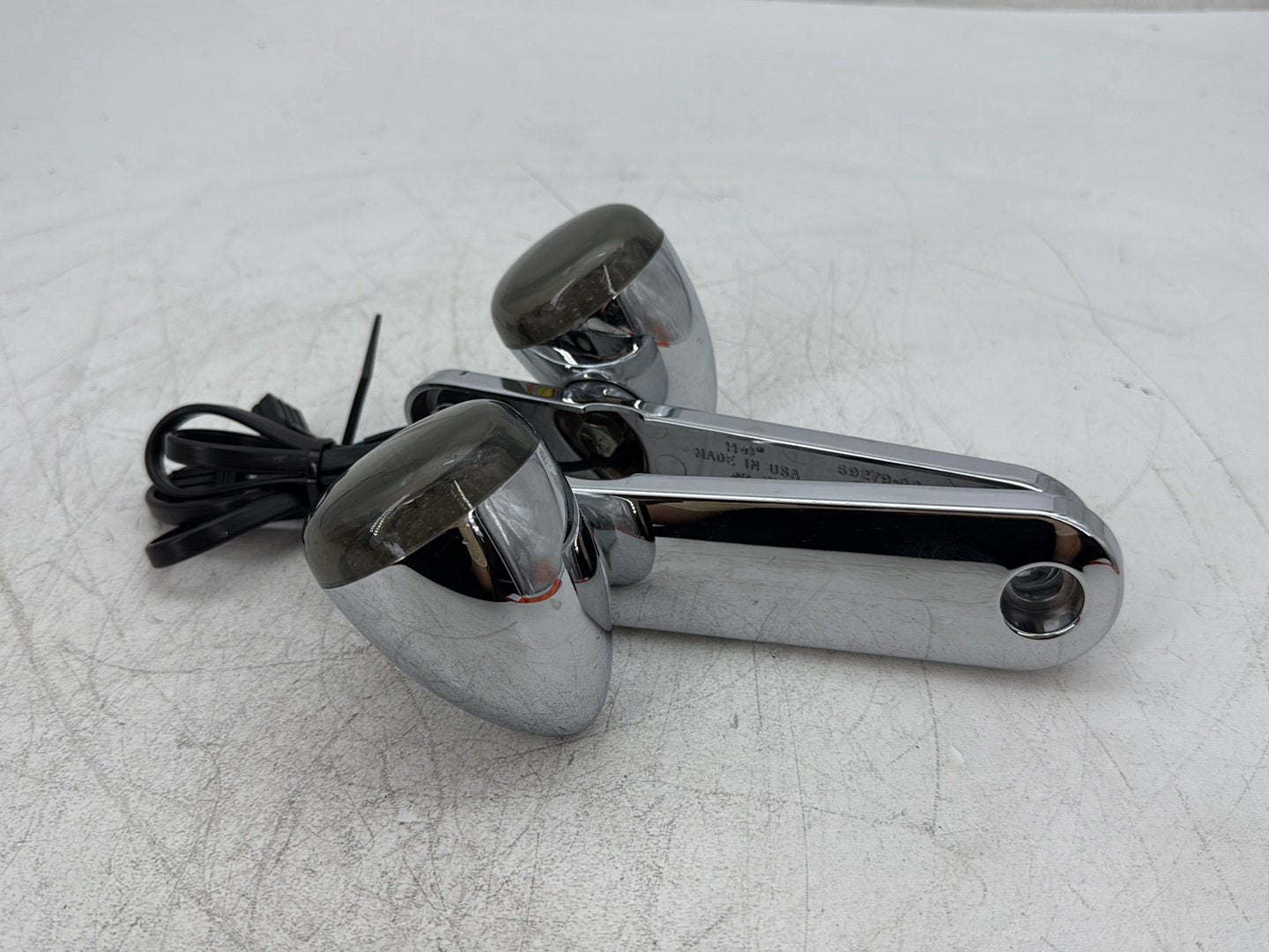 2010 Harley Street Glide Touring FLHX OEM Front Left Right Turn Signal Indicators