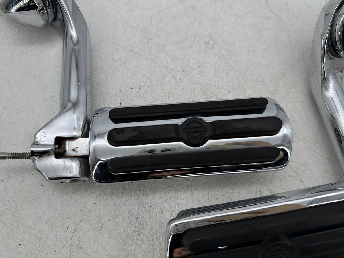 2012 Harley Electra Glide Touring Ultra OEM Front Right Left Highway Foot Pegs