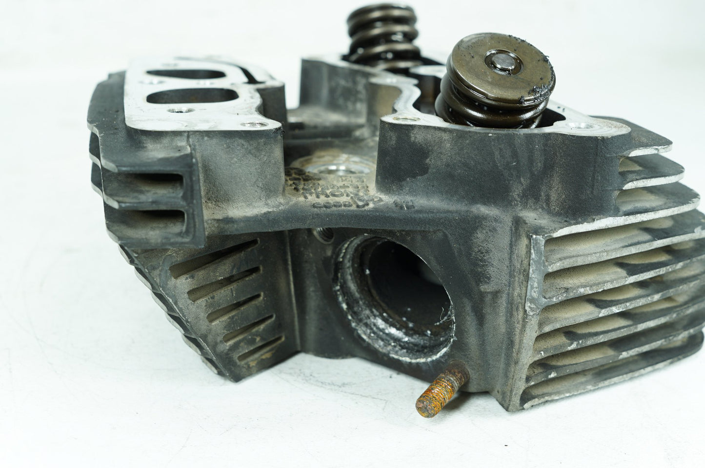 1999 - 2006 Harley-Davidson Touring Road King Classic Front Twin Cam Engine Cylinder Head 16723-99