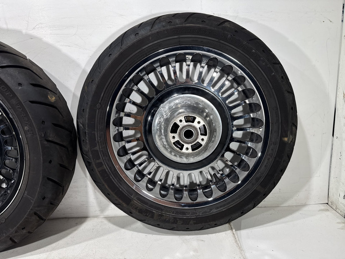 2011 Harley Electra Glide Touring Ultra OEM Front & Rear Wheel Rim Tire 16" 17"