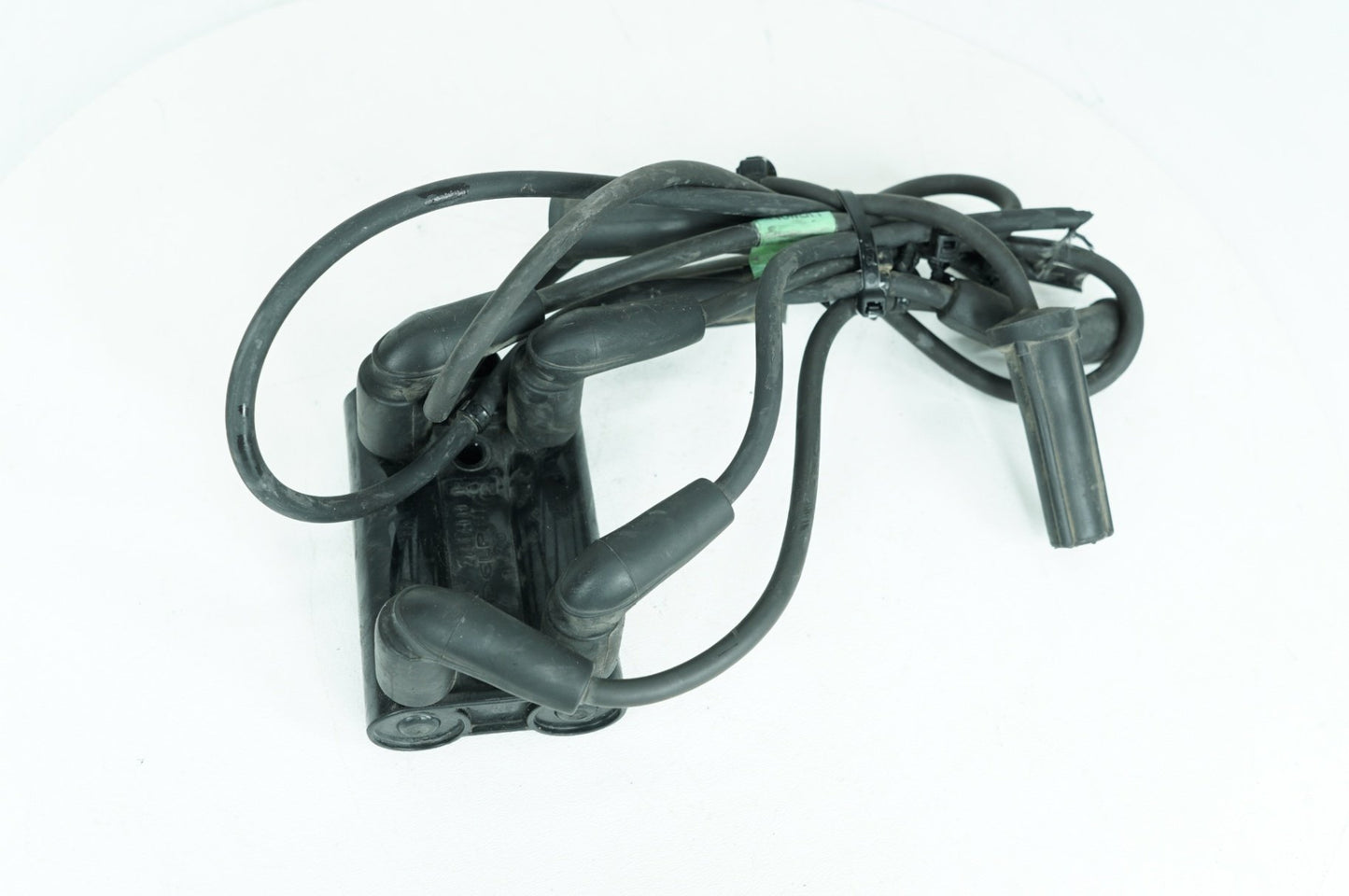 2019 Harley Touring FLHX Street Glide OEM Ignition Coil Spark Plugs Cable