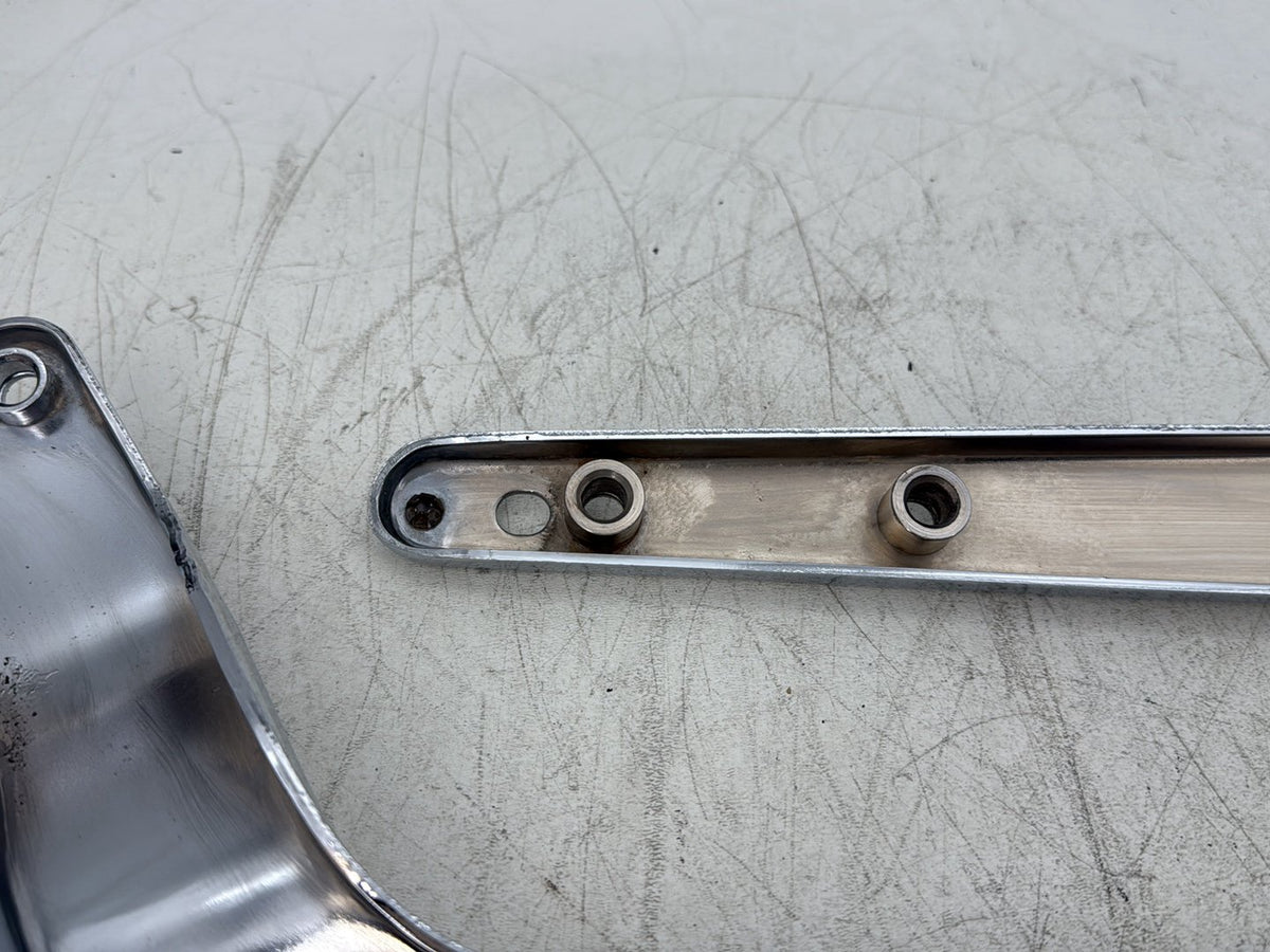 2000 Harley Softail Heritage Classic Left Right Saddlebag Fender Struts Brackets