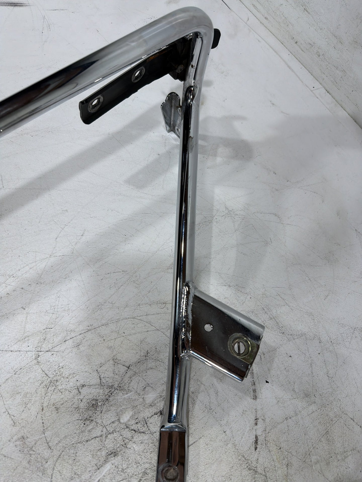 2009 Harley Street Glide Touring OEM Rear Left Right Saddlebag Guard Rails Bar