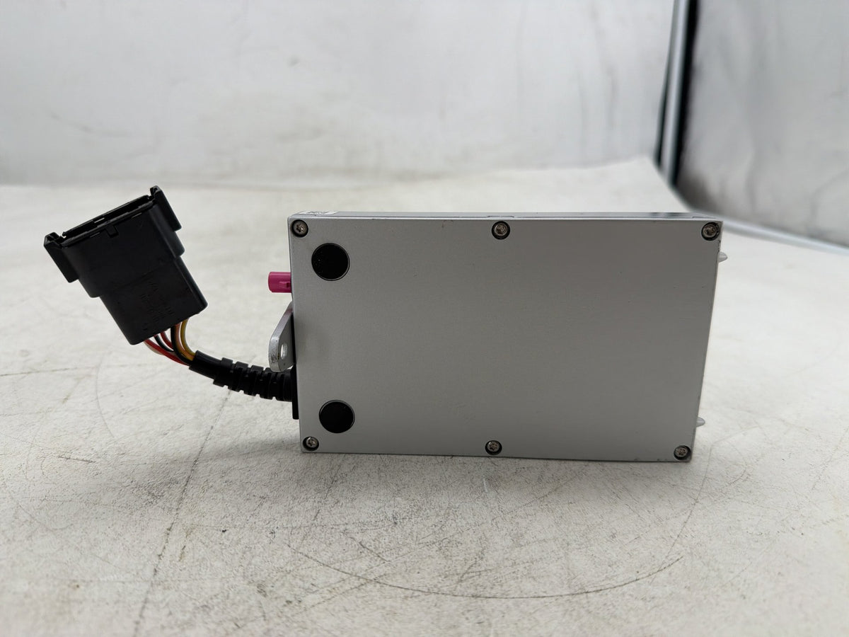 09 Harley Electra Glide Touring CVO OEM XM Harman Kardon Radio Module 76165-06A