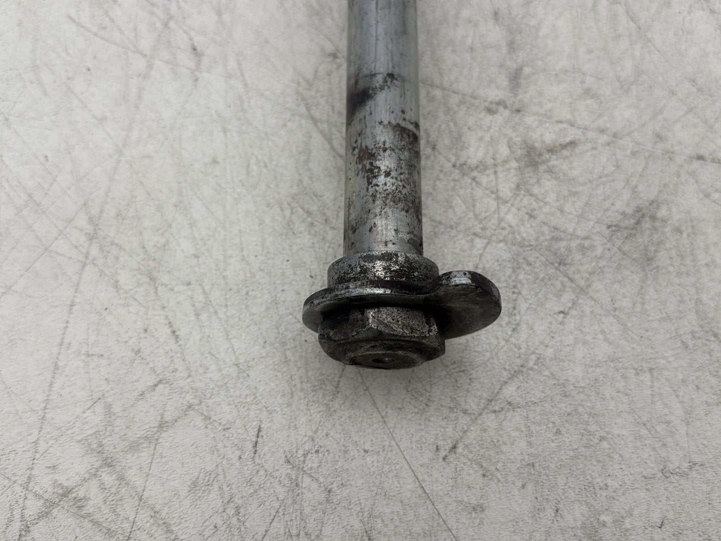 2004 Harley Road King Touring Custom FLHRSI OEM Rear Wheel Axle Bolt Shaft