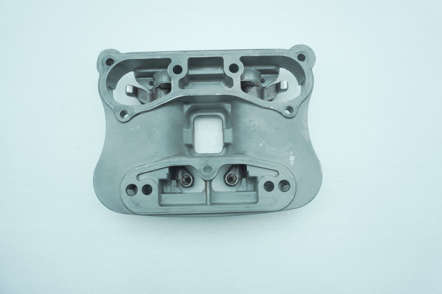 1991 - 2003 Harley-Davidson Sportster  Twin Cam Lower 1 Rocker Box 17543-99A 17501-86B