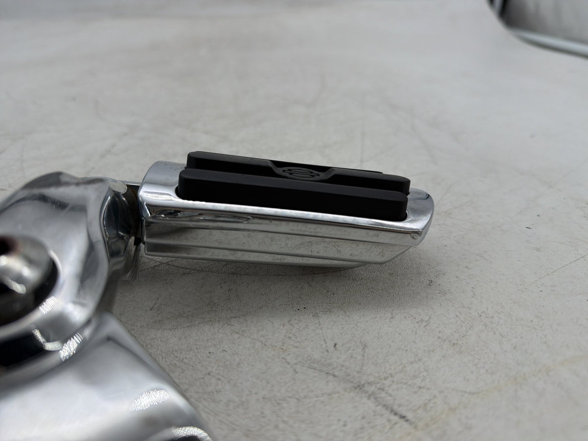 13 Harley Electra Glide Touring FLHTCU OEM Front Driver Highway 1 Foot Peg Rest
