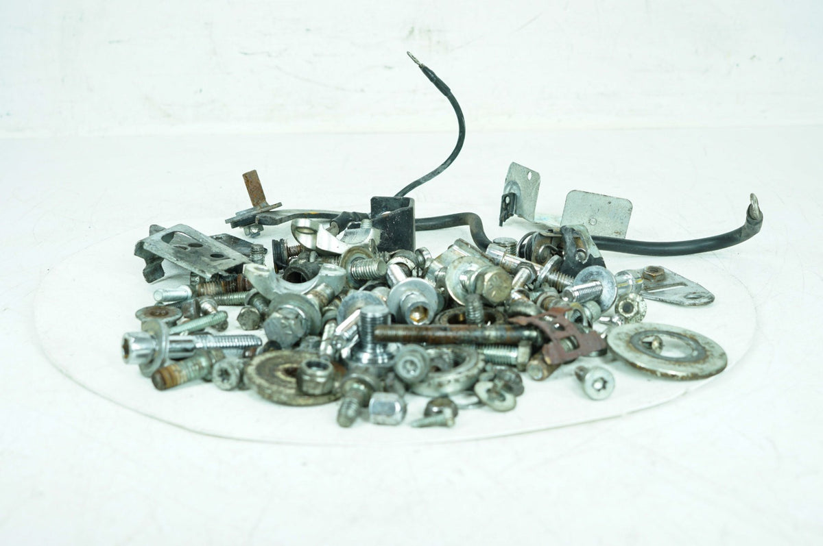 2007 Harley-Davidson Touring FLHTCUI - Hardware Bolts Nuts & Brackets