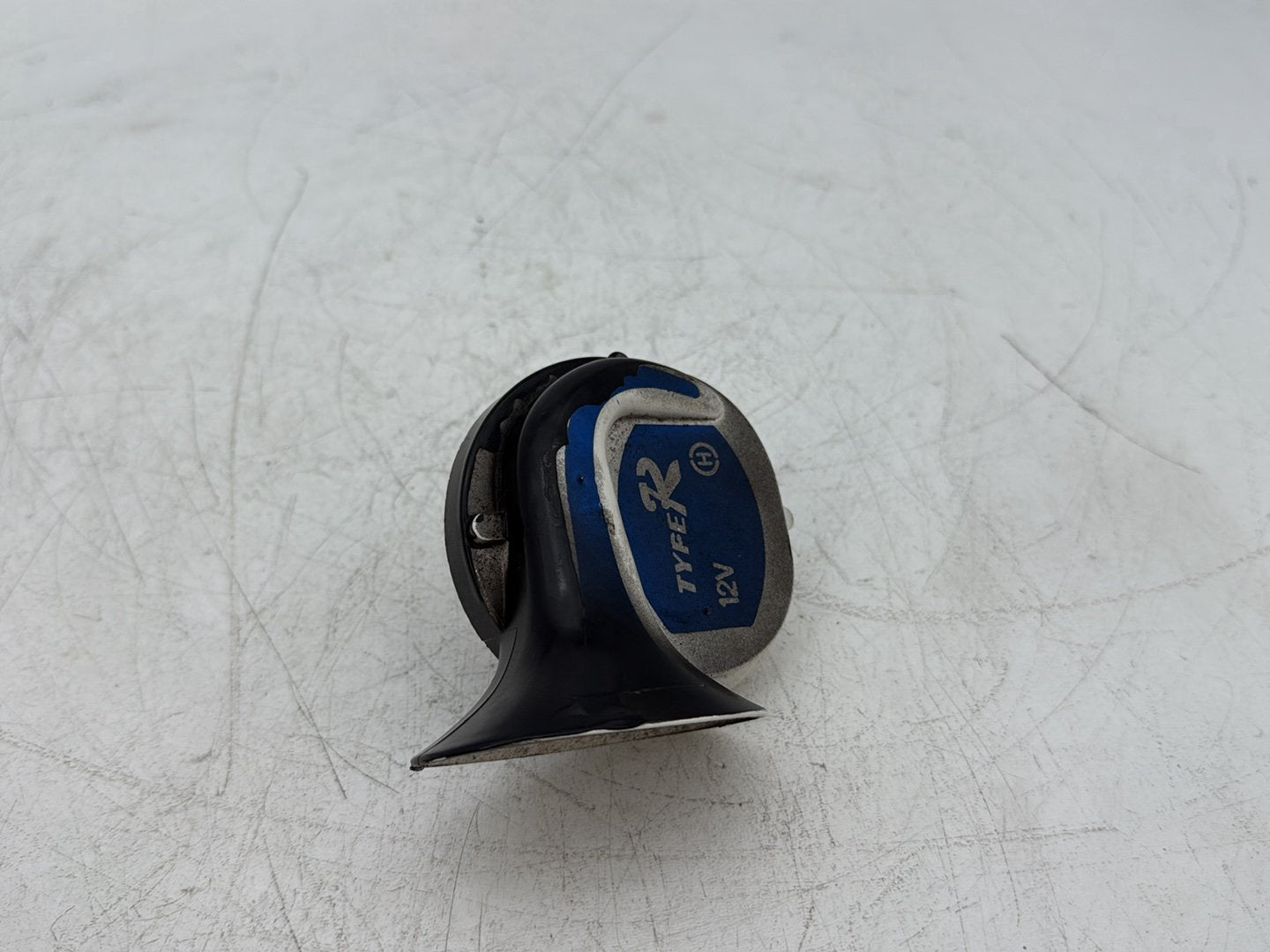 2005 Harley Dyna FXDWG Wide Glide OEM Signal Horn Klaxon Beep