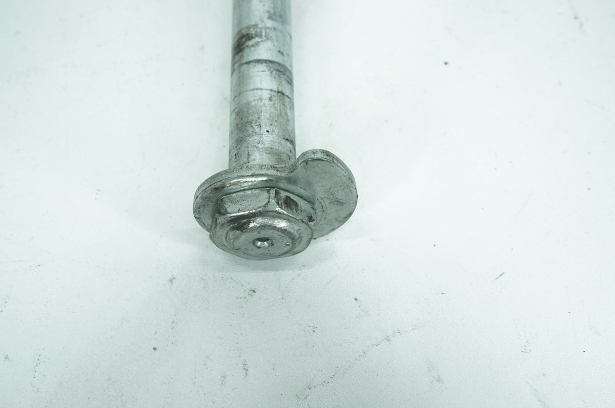 2003 Harley Touring SEI1 CVO Screamin Eagle Road King OEM Rear Wheel Axle Bolt Shaft