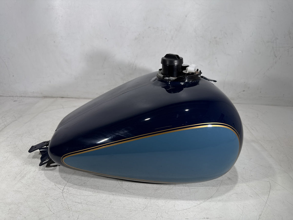 2011 Harley Electra Touring Police OEM Fuel Gas Tank Gasoline Reservoir & Pump