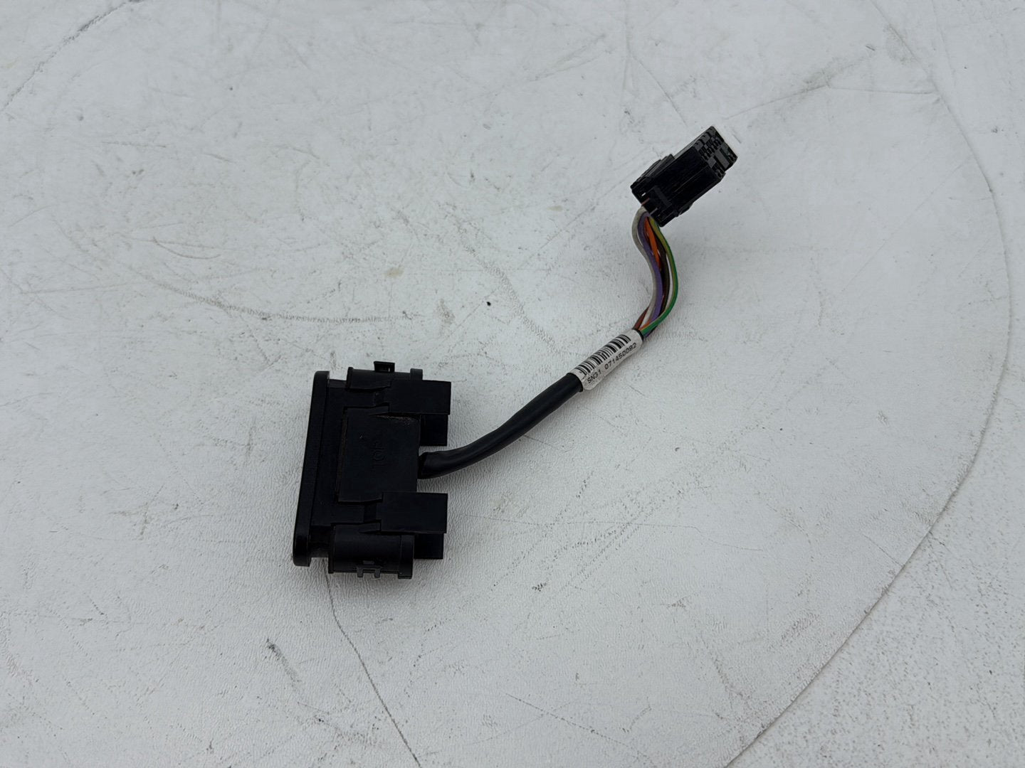 2007 - 2012 Harley-Davidson Touring Electra Glide Ultra Dash Indicator Lamp Wire Plug In 68789-96A