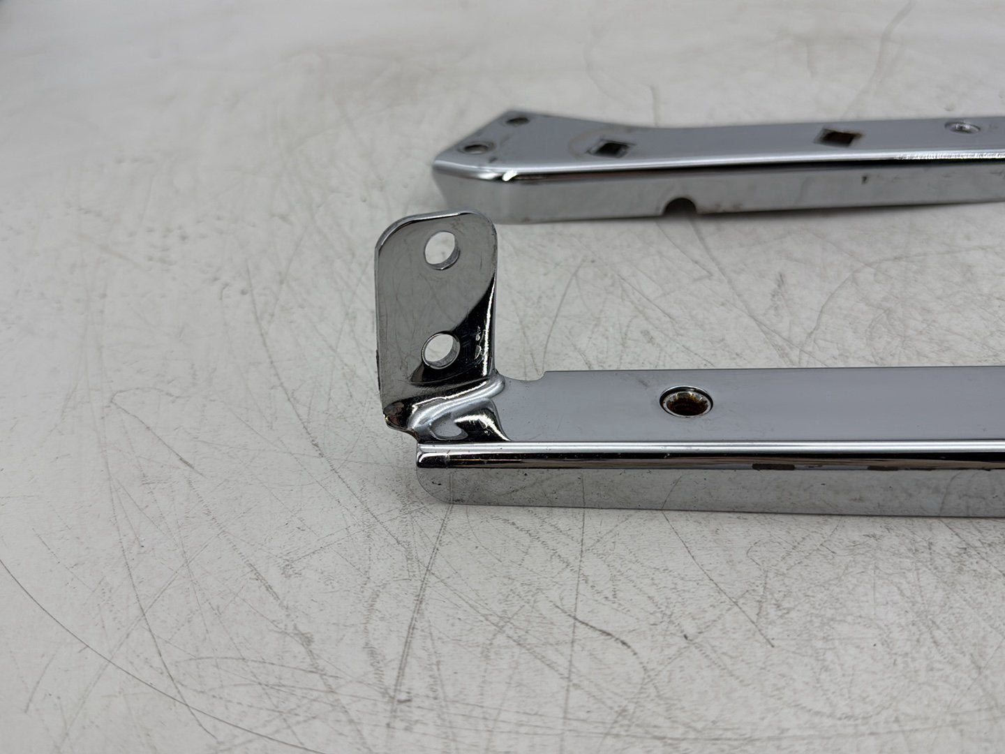 2006 Harley Electra Glide Touring Classic FLHTCI OEM Left Right Saddlebag Fender Struts Brackets