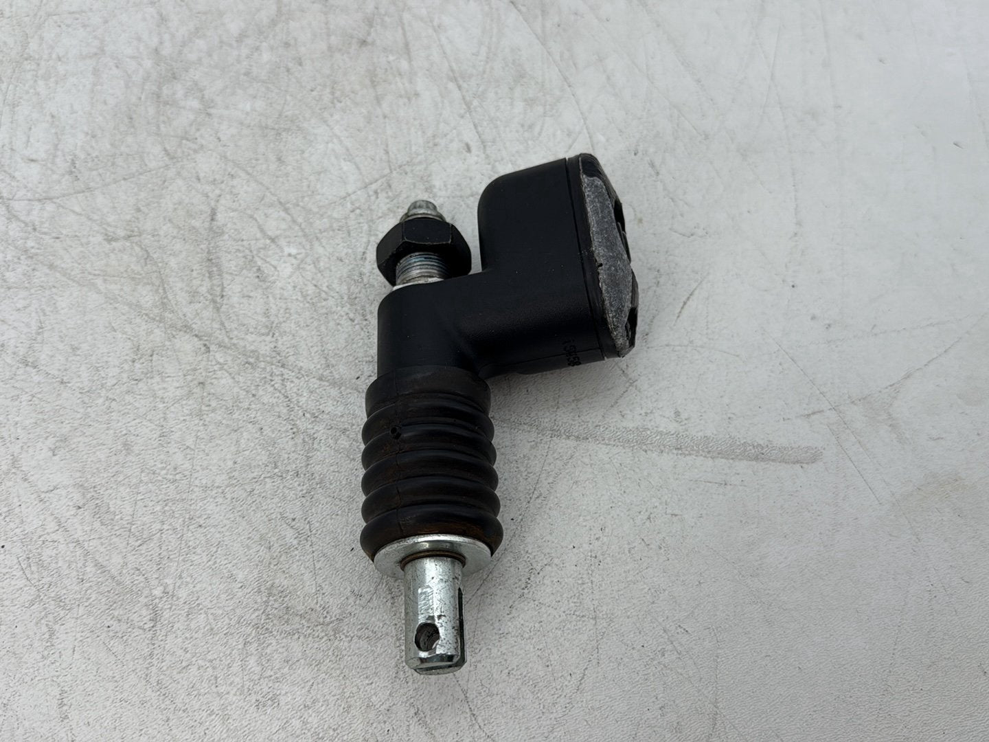 2005 Harley Electra Glide Touring Ultra FLHTCUI OEM Rear Brake Master Cylinder Reservoir