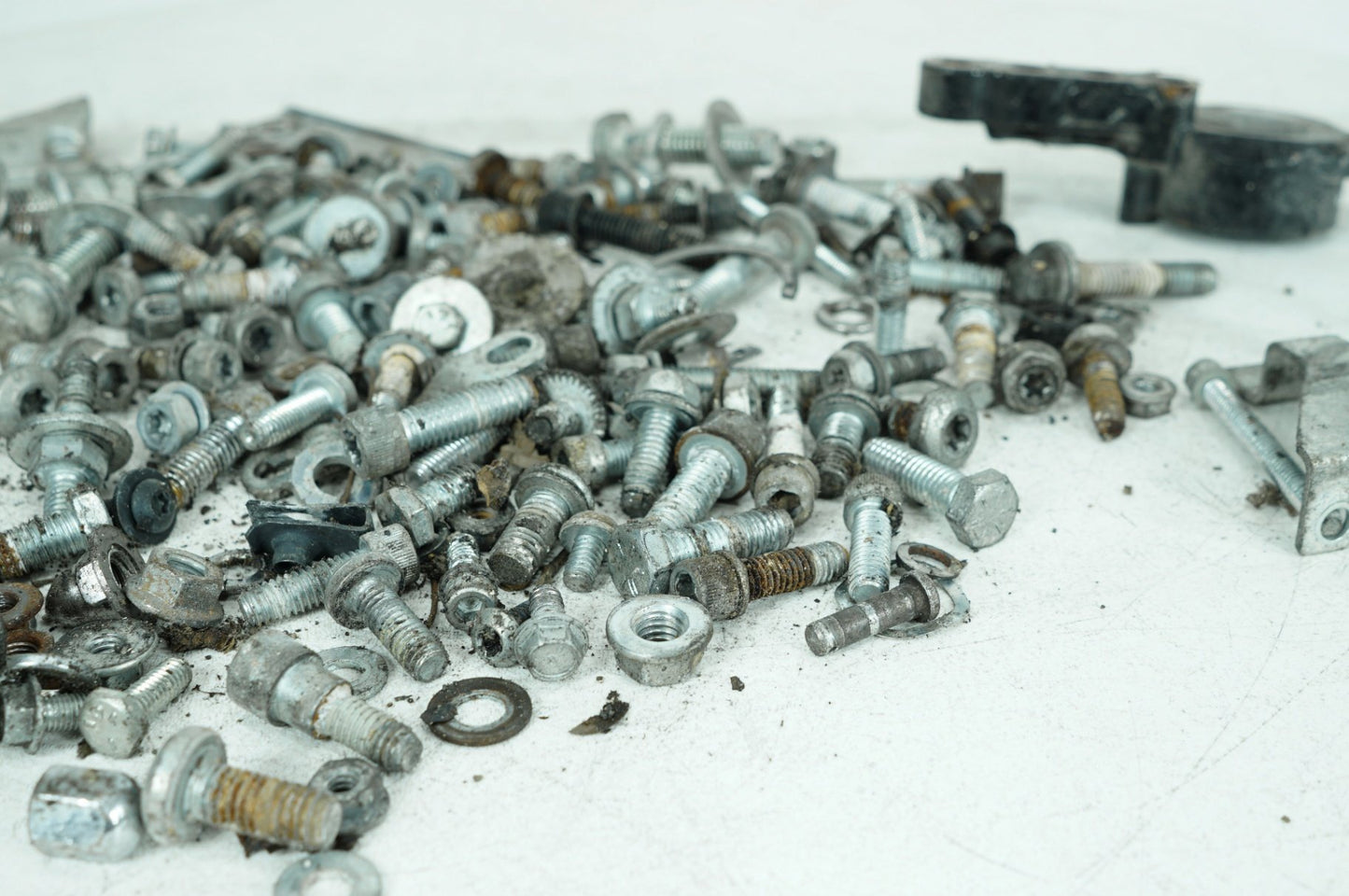 2008 - 2016 Harley-Davidson Touring Electra Glide Ultra Hardware Bolts Nuts & Brackets