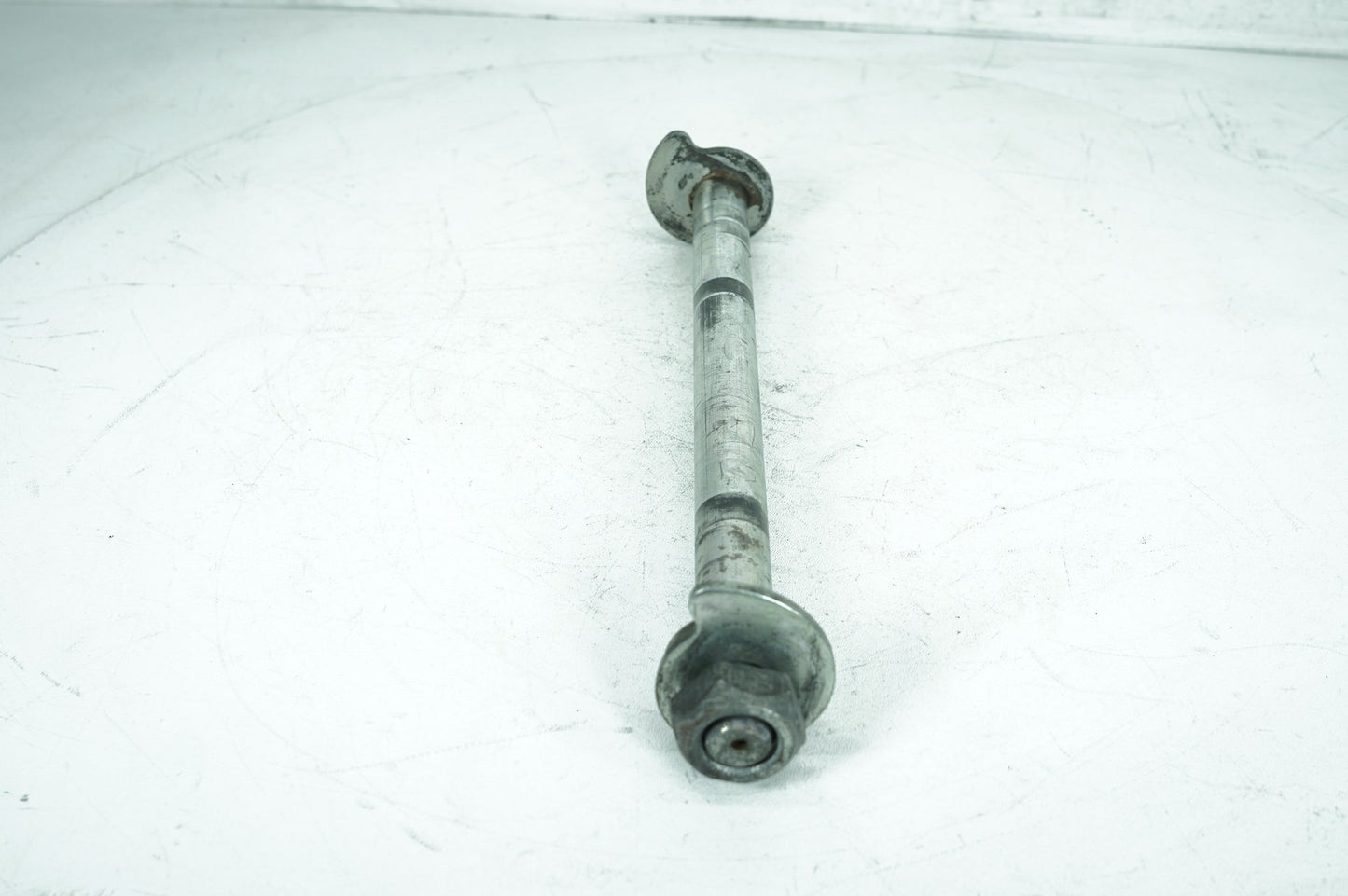 2007 - 2013 Harley-Davidson Touring Electra Glide Ultra Rear Wheel Axle Bolt Shaft 41056-09