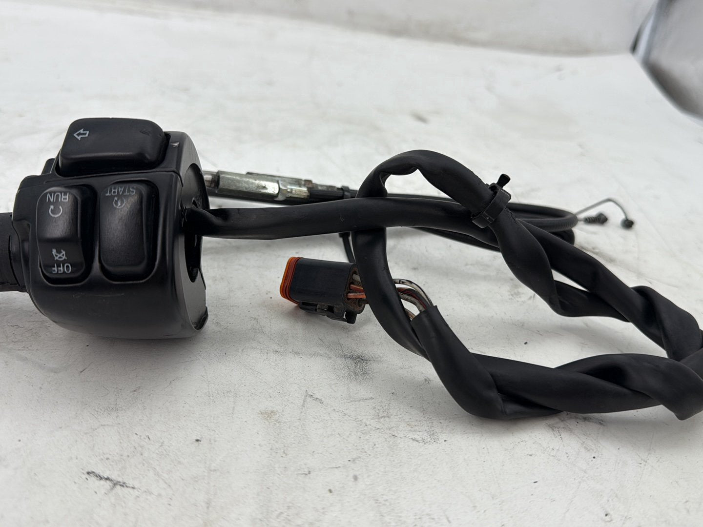 2002 Harley Heritage Softail Classic FLSTC OEM Right Engine Start Kill Switches Controls