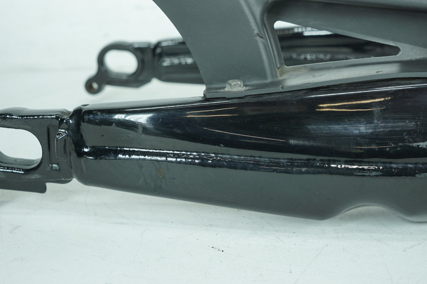 2007 - 2013 Harley-Davidson Touring Electra Glide Ultra Rear Fork Swingarm Swing Arm 47549-09