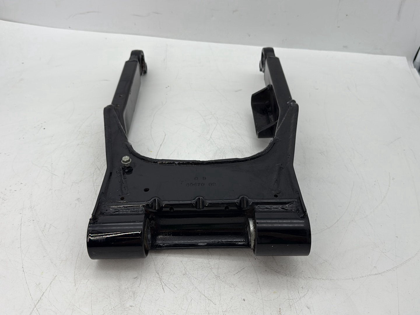2005 Harley Touring FLHRCI Road King Classic OEM Rear Fork Swingarm Swing Arm