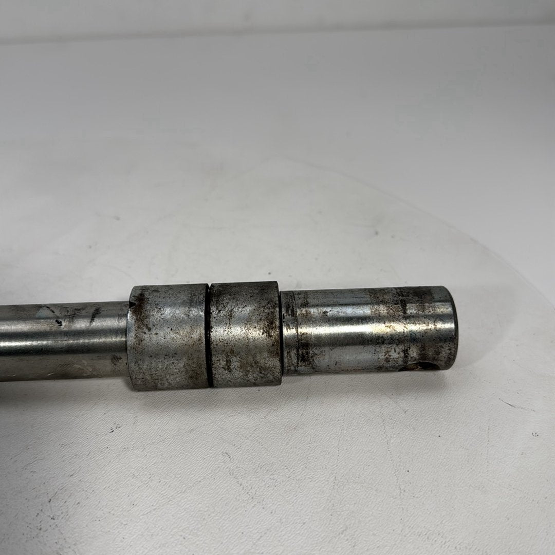 1999 - 2006 Harley-Davidson Touring Electra Glide Ultra Front Wheel Axle Bolt Shaft 43364-00