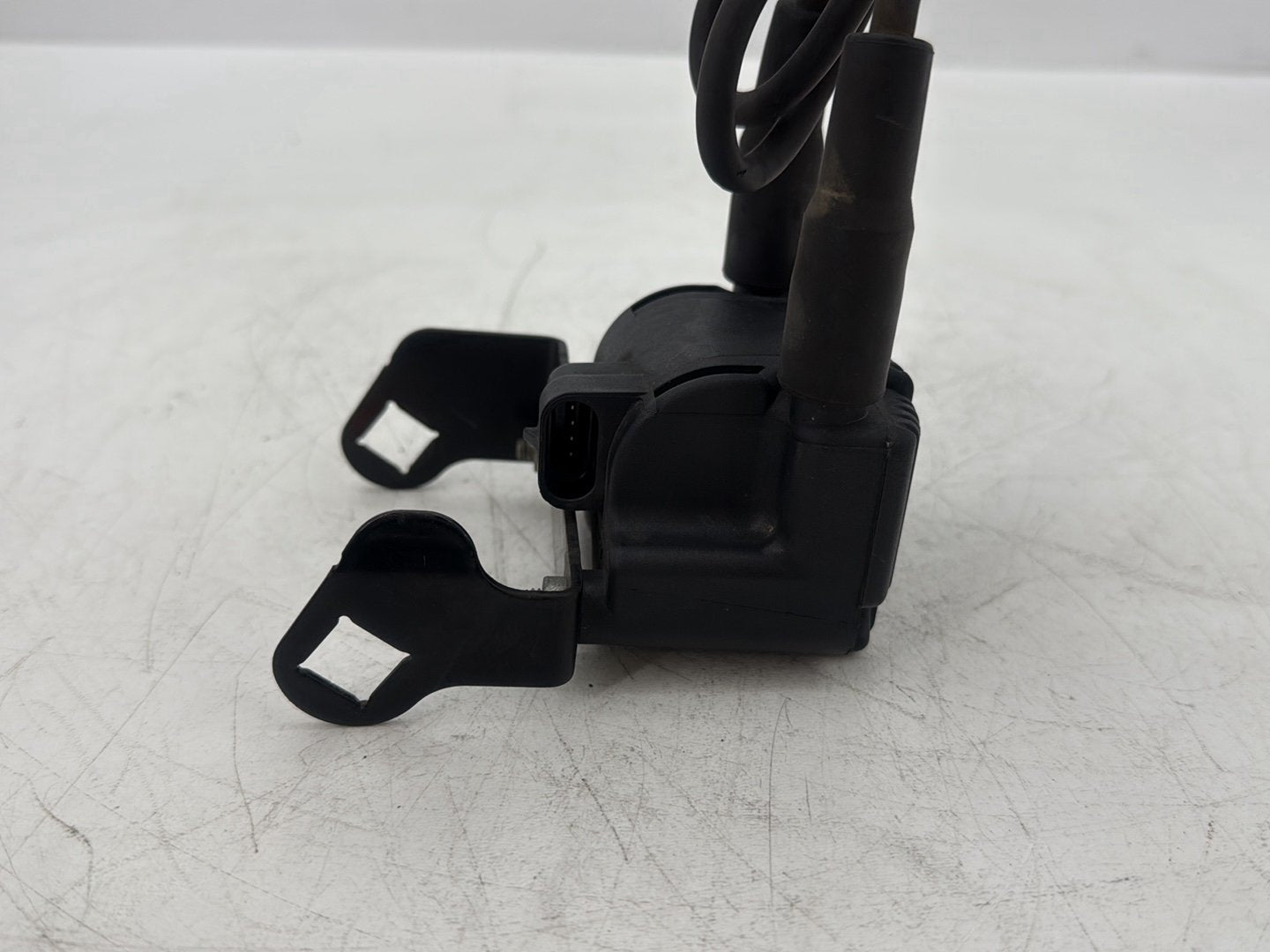 2007 Harley Touring FLHTCU Electra Glide Ultra OEM Ignition Coil Spark Plugs Cable