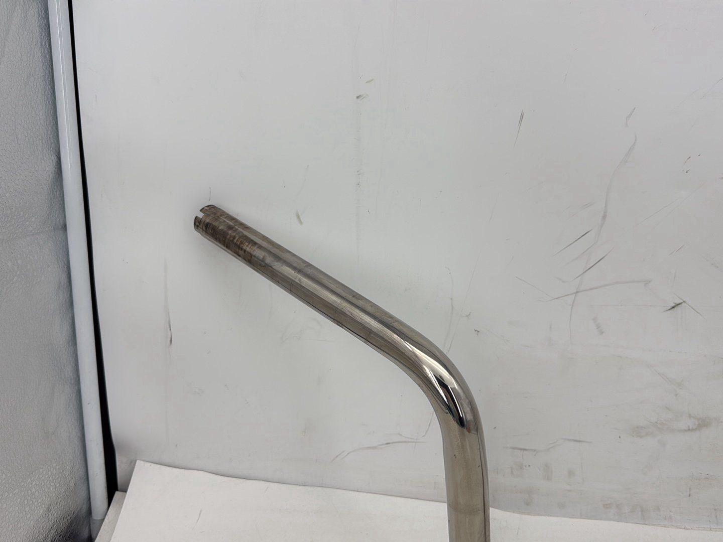 2011 Harley Street Glide Touring FLHX OEM Front Handlebars Handle Bars