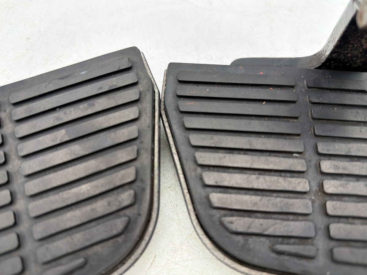 1991 Harley Electra Glide Touring OEM Left Right Passenger Floorboard Foot Rest