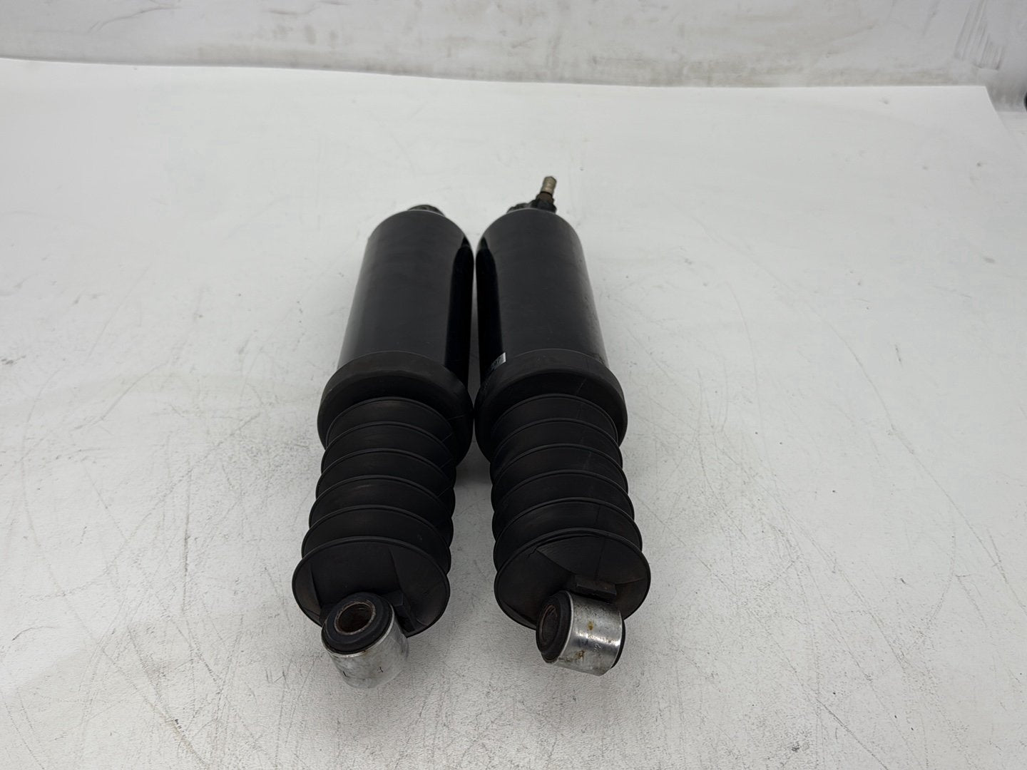 2009 Harley Sportster 883 Low XL883L OEM Rear Left Right Shock Absorbers